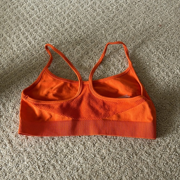 TNA mesh sports bra - Picture 2 of 3